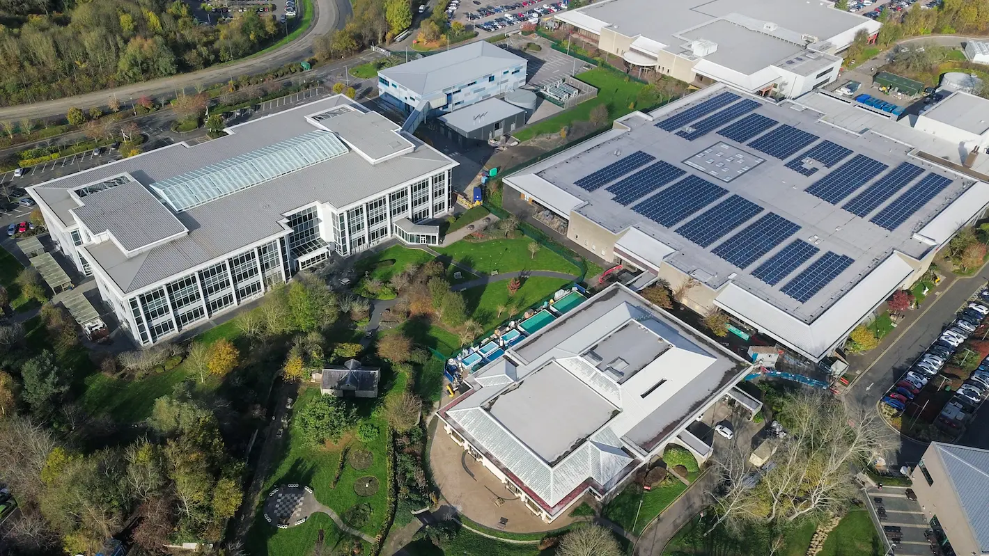 necesita tu empresa placas solares